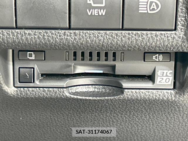 Toyota RAV4 2022-07 7869156-6