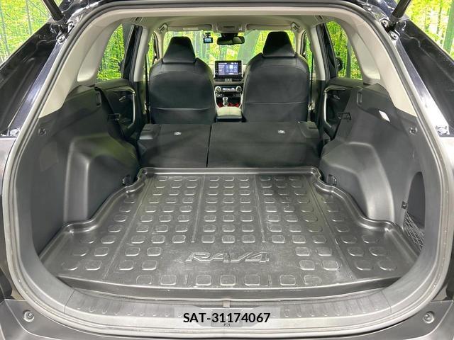 Toyota RAV4 2022-07 7869156-9