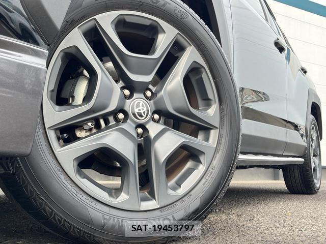 Toyota RAV4 2024-08 7869687-12