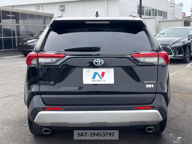 Toyota RAV4 2024-08 7869687-14