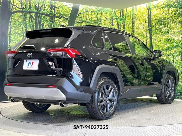 Toyota RAV4 2025-10 7869991-16