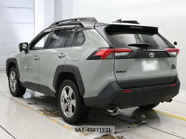 Toyota RAV4 2023-07 7871157-1