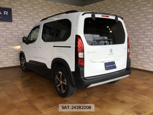 Peugeot Rifter 2021-06 7872386-5