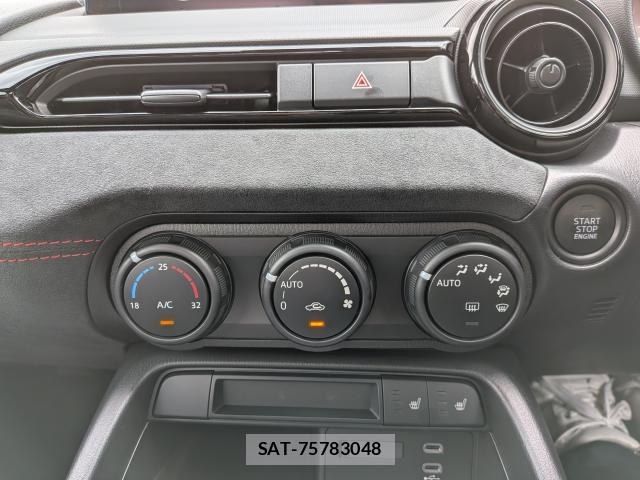 Mazda ROADSTER 2026-05 7870421-4