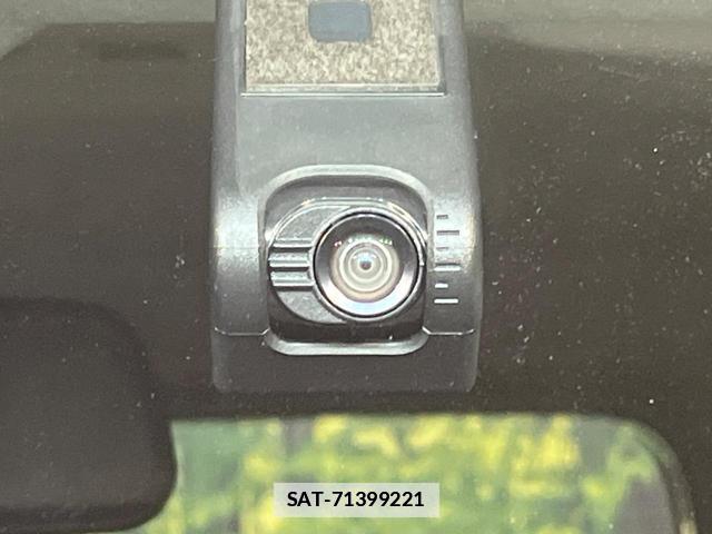 Toyota ROOMY 2019-07 7867067-6