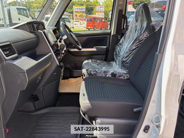 Toyota ROOMY 2025-10 7868708-5