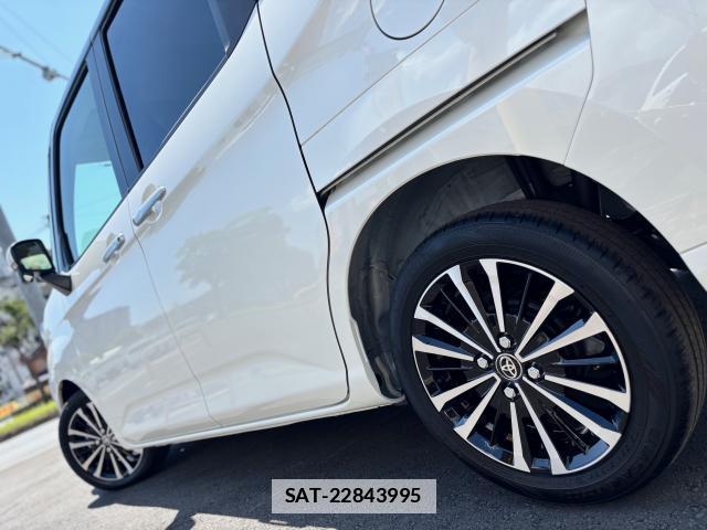Toyota ROOMY 2025-10 7868708-8