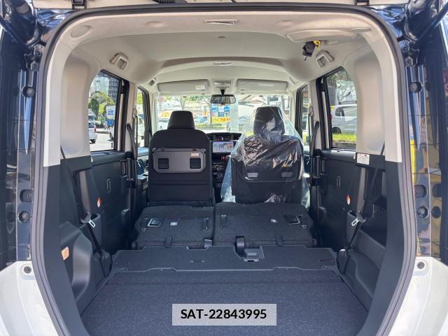 Toyota ROOMY 2025-10 7868708-9