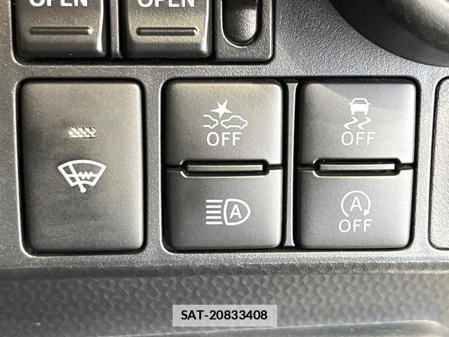 Toyota ROOMY 2019-08 7869995-6
