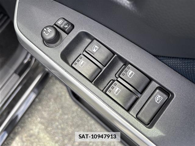 Toyota ROOMY 2023-03 7870483-14