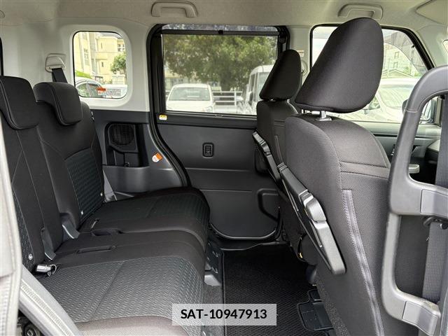 Toyota ROOMY 2023-03 7870483-15