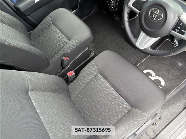 Toyota ROOMY 2018-10 7870484-13