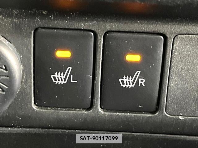 Toyota ROOMY 2017-08 7870886-5