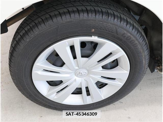 Toyota ROOMY 2022-05 7871322-9