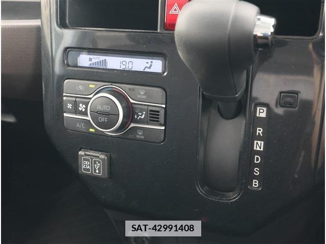 Toyota ROOMY 2022-10 7871364-10