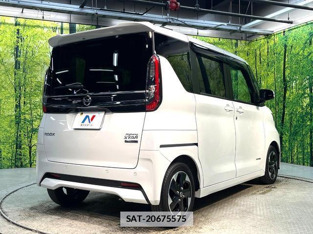 Nissan ROOX 2023-03 7868764-16