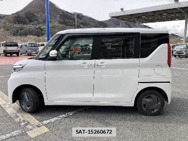 Nissan ROOX 2024-09 7869600-3