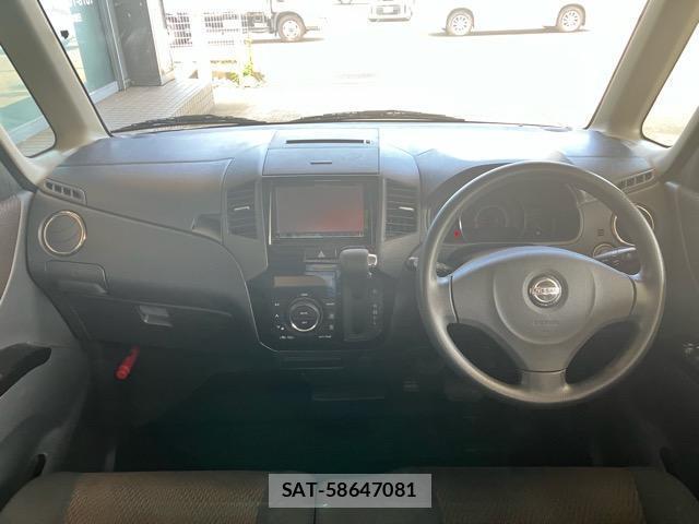 Nissan ROOX 2010-10 7872741-2