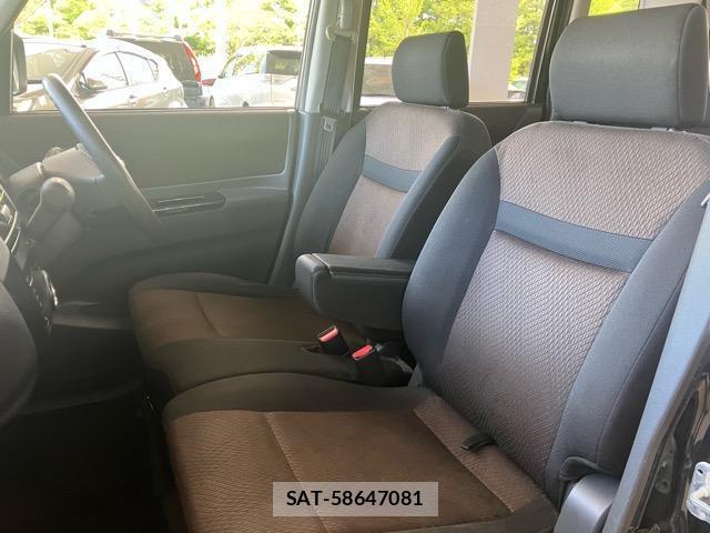 Nissan ROOX 2010-10 7872741-6