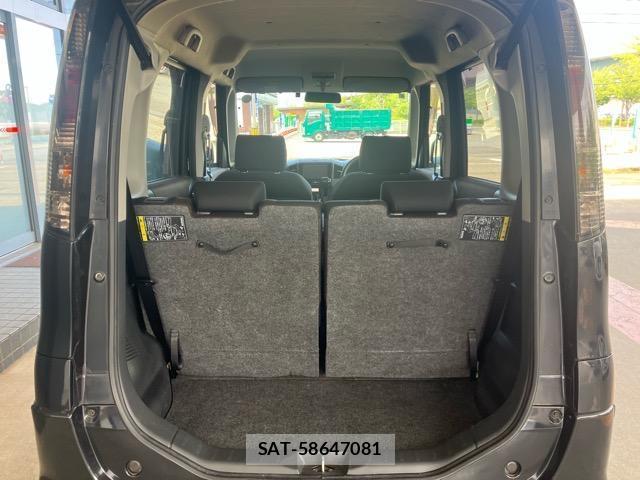 Nissan ROOX 2010-10 7872741-8