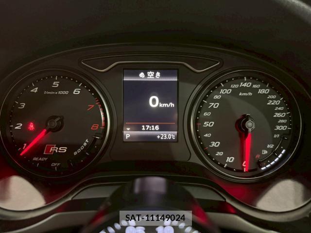 Audi RS3 SPORTBACK 2016-04 7870039-5
