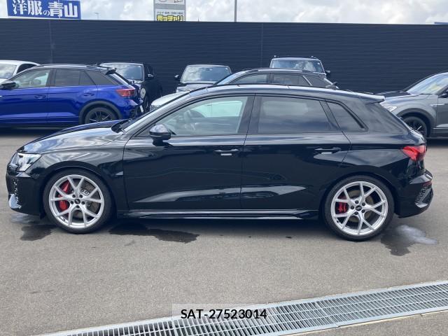 Audi RS3 SPORTBACK 2023-07 7870523-10
