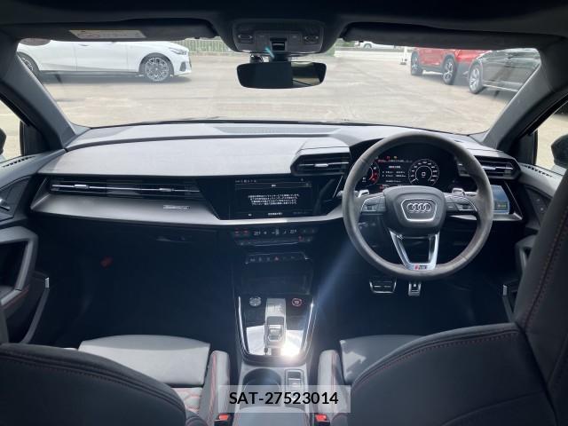 Audi RS3 SPORTBACK 2023-07 7870523-2