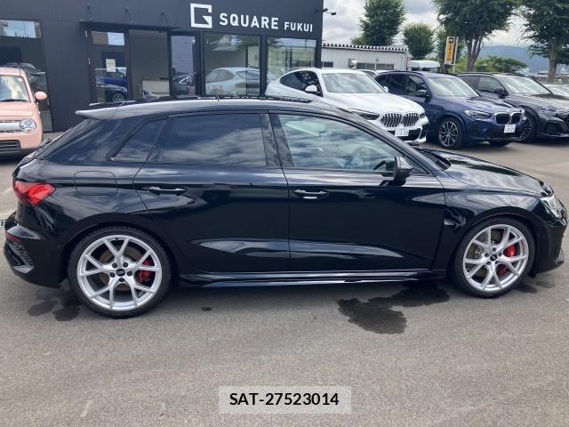 Audi RS3 SPORTBACK 2023-07 7870523-3