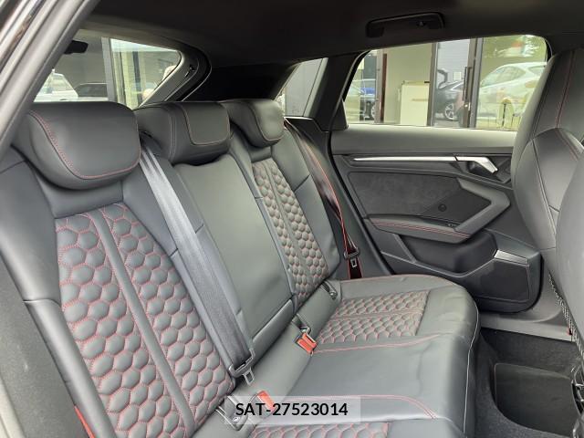 Audi RS3 SPORTBACK 2023-07 7870523-6