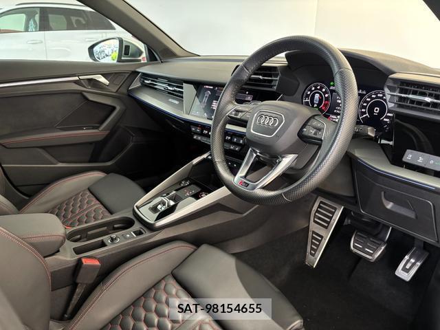 Audi RS3 2022-05 7869487-1