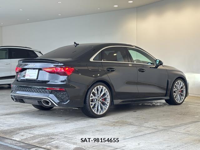 Audi RS3 2022-05 7869487-2