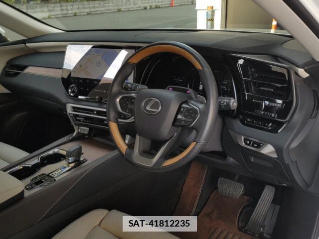Lexus RX 2025-06 7867016-2