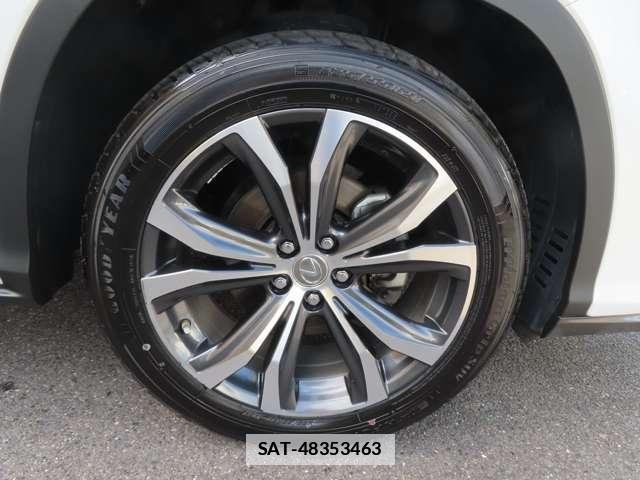 Lexus RX 2016-04 7867157-9