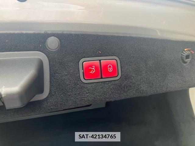 Mercedes Benz S-CLASS 2015-05 7868948-9