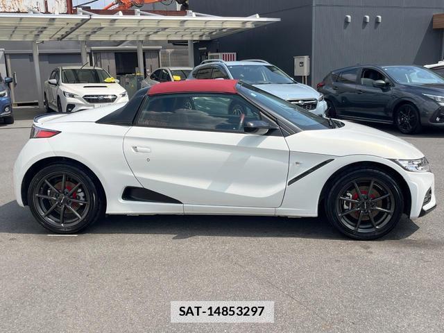 Honda S660 2019-10 7869656-16