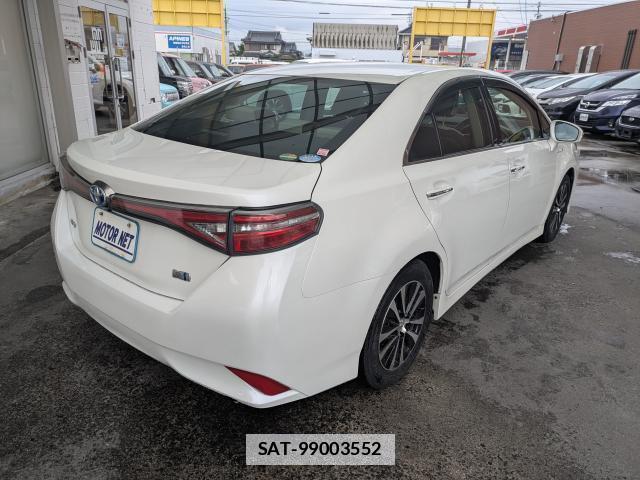 Toyota SAI 2015-08 7869904-1