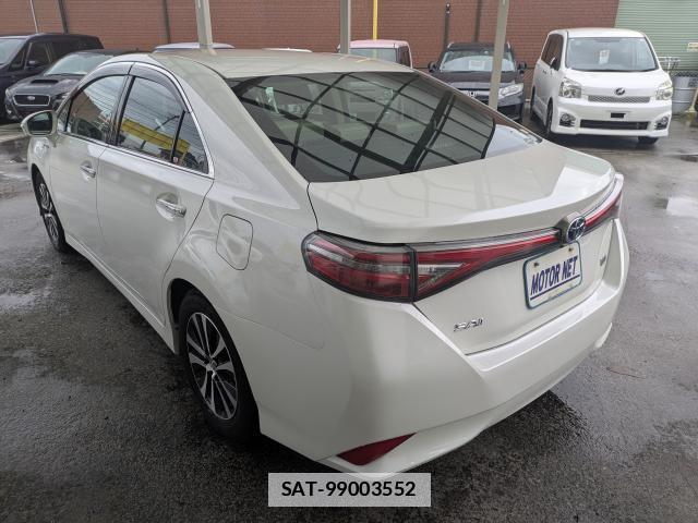 Toyota SAI 2015-08 7869904-10