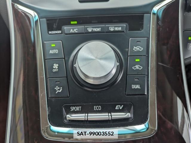 Toyota SAI 2015-08 7869904-19