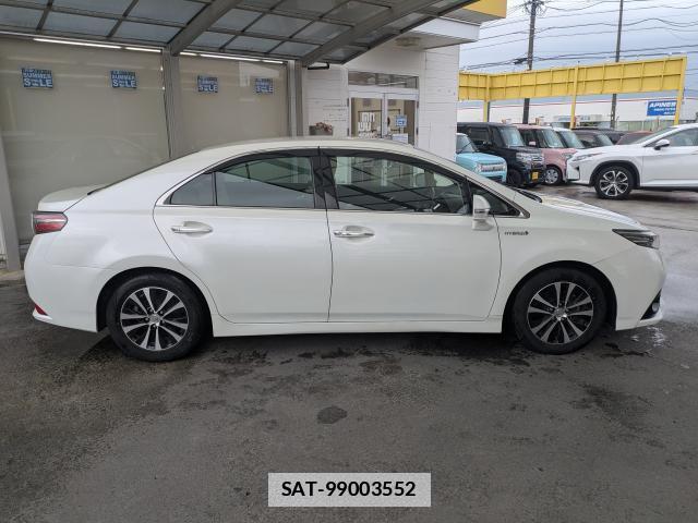 Toyota SAI 2015-08 7869904-3