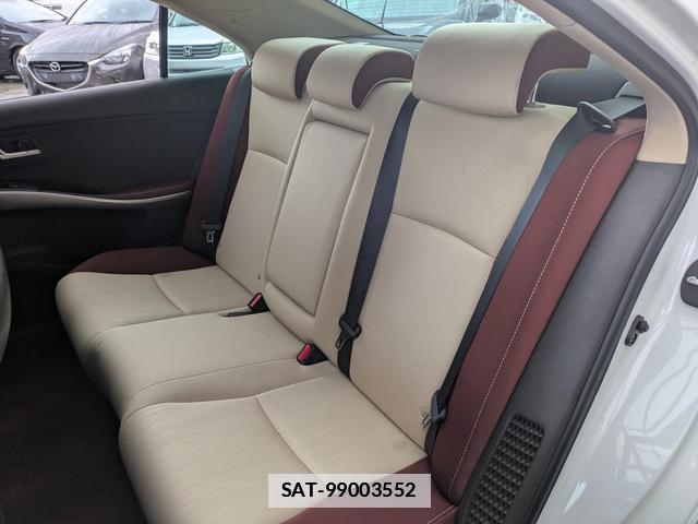 Toyota SAI 2015-08 7869904-6
