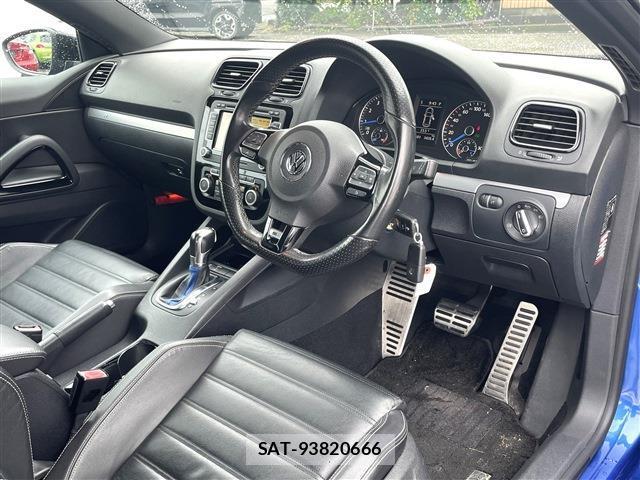 VolksWagen SCIROCCO 2011-10 7867912-11