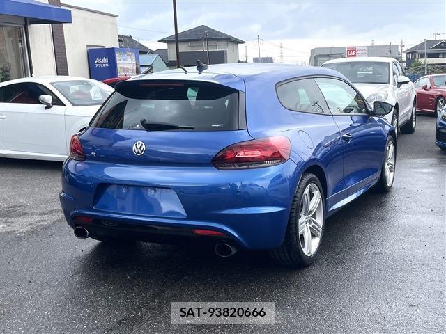VolksWagen SCIROCCO 2011-10 7867912-6