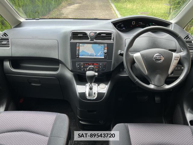 Nissan SERENA 2011-12 7867967-2