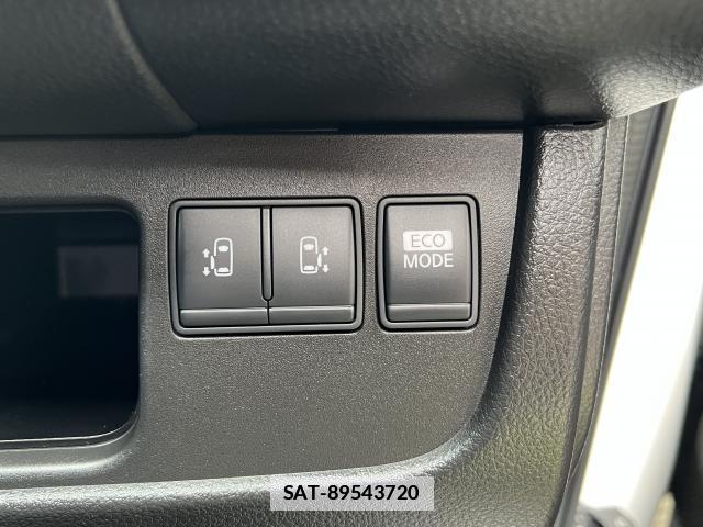 Nissan SERENA 2011-12 7867967-5