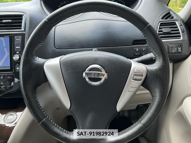 Nissan SERENA 2013-08 7867970-16