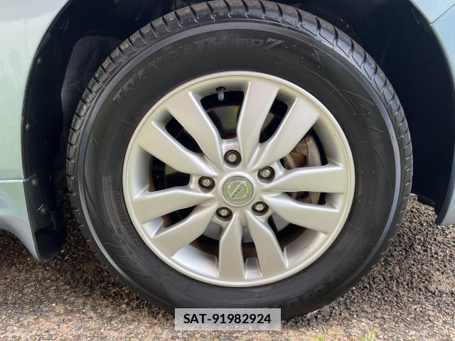 Nissan SERENA 2013-08 7867970-19