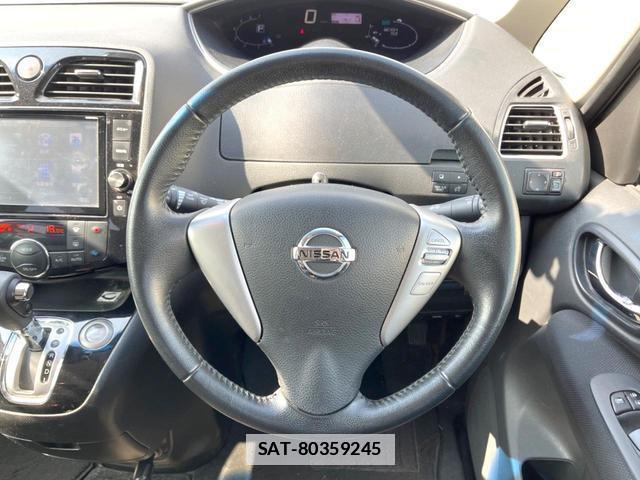 Nissan SERENA 2015-09 7868781-11