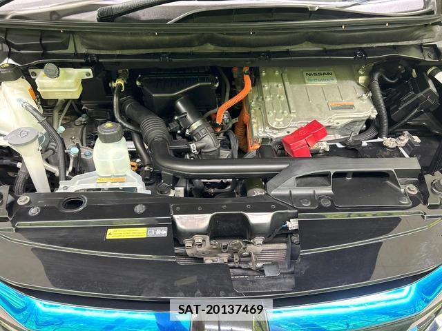 Nissan SERENA 2018-08 7870061-18