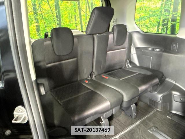 Nissan SERENA 2018-08 7870061-9