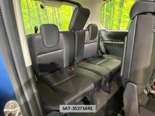 Nissan SERENA 2016-11 7870462-8